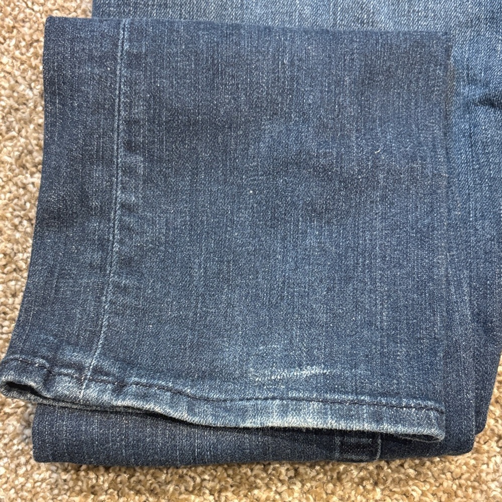 True Religion Women's Denim Jeans with Embroidered Pockets - Picture 3 of 4